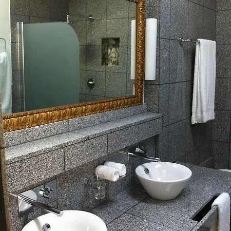Quinta Dos Amigos 아파트 *